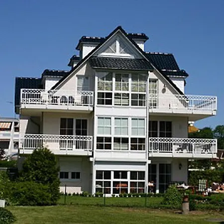 Baedervilla Bergstrasse 30 Baedervilla Bergstrasse 9 ティメンドルファー・シュトラント